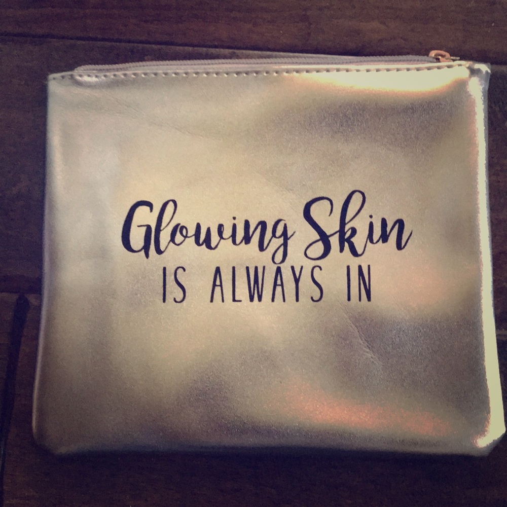 Golden MakeUp or Toiletry Bag - never used.